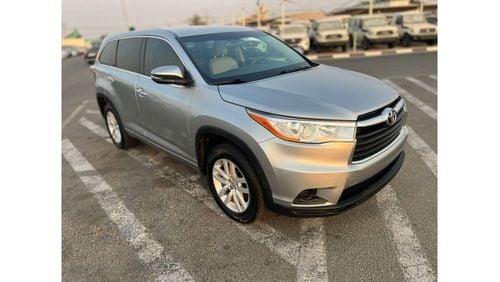 Toyota Highlander 2014 TOYIOTA HIGHLANDER LE //  REAR CAMERA // CRUISE CONTROL //  LEATHER SEATS