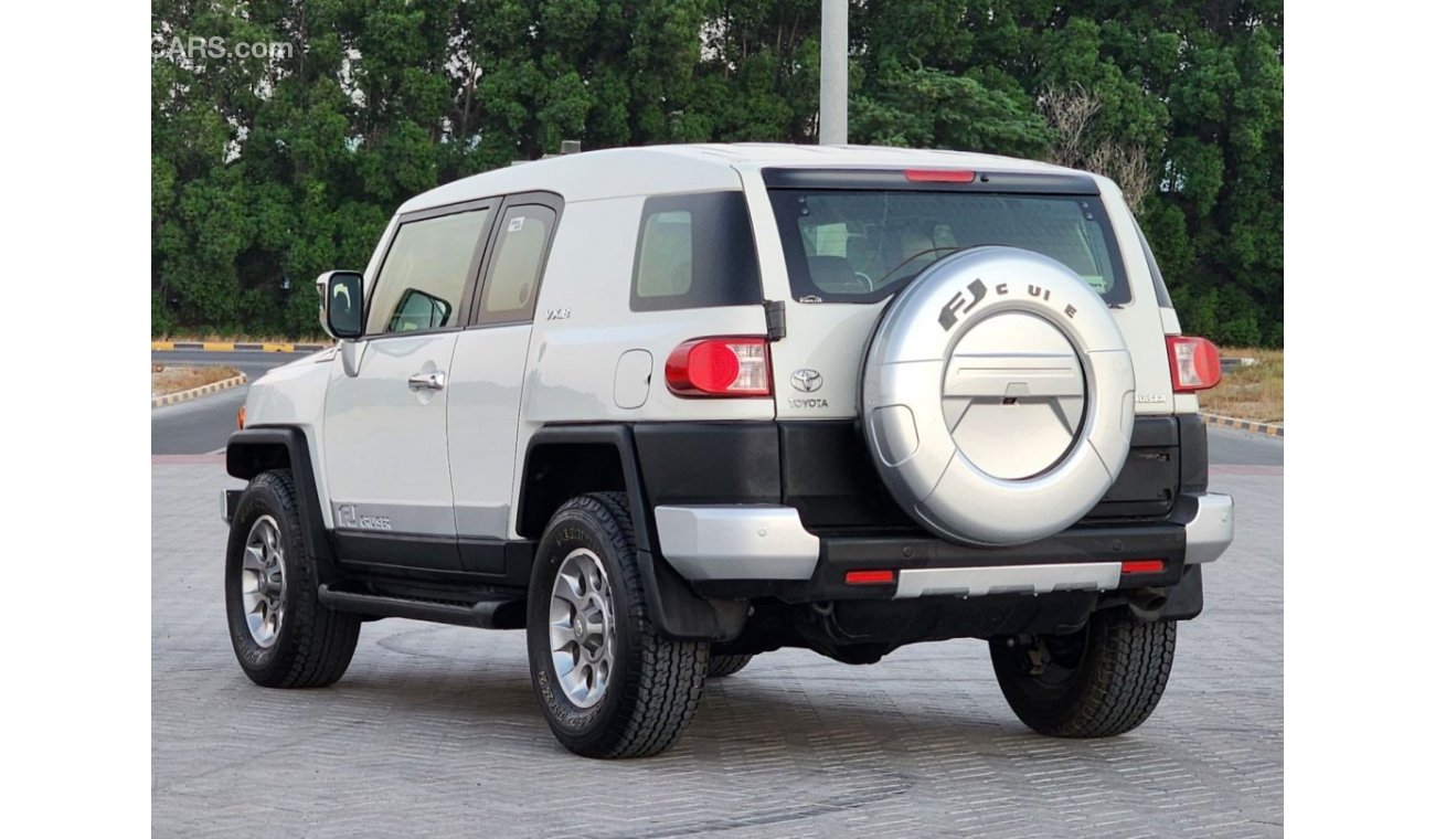 Toyota FJ Cruiser Top