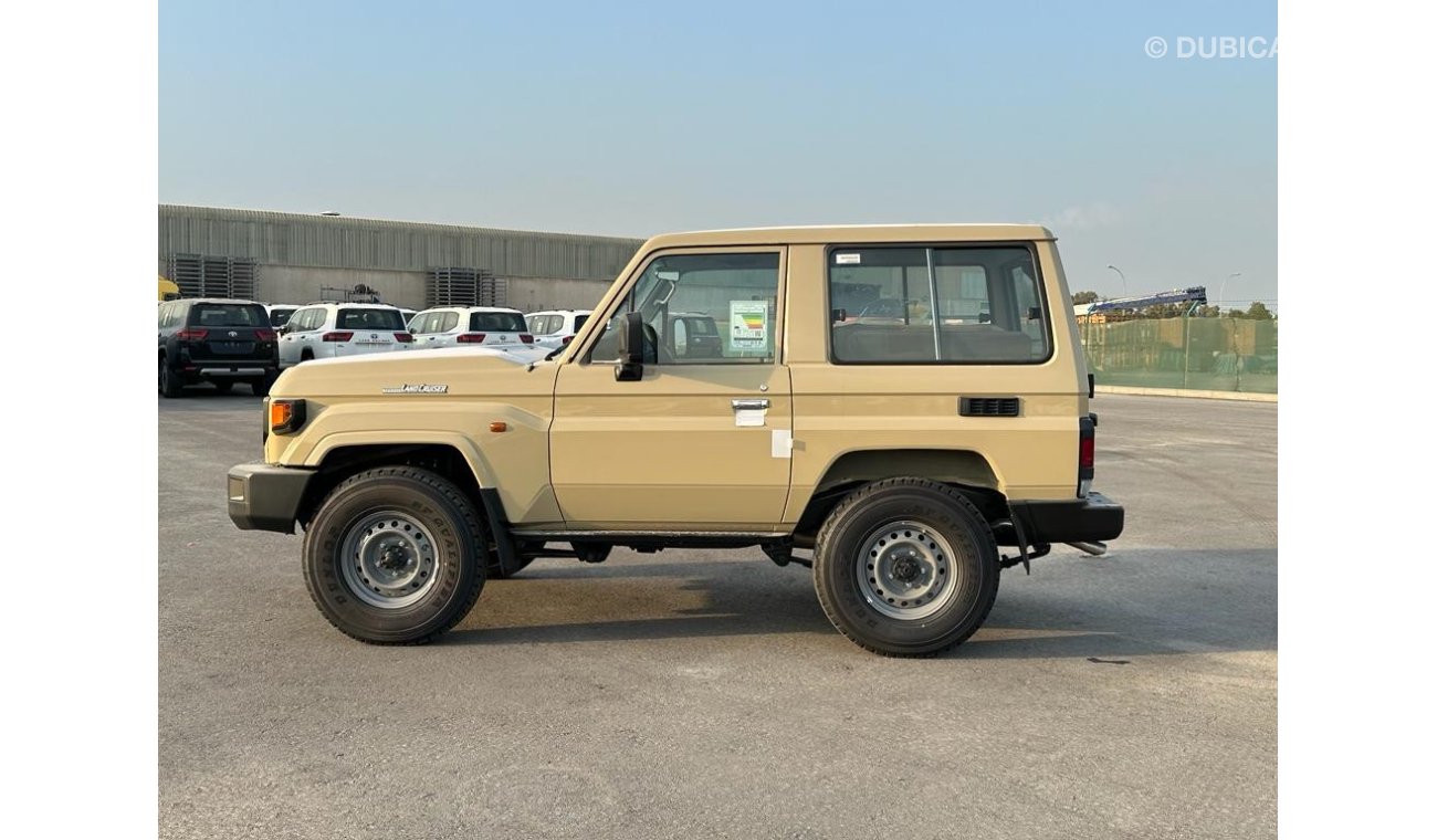 تويوتا لاند كروزر هارد توب 2024 Toyota Land Cruiser HardTop 4.0L 2Dr Petrol Manual Zero KM