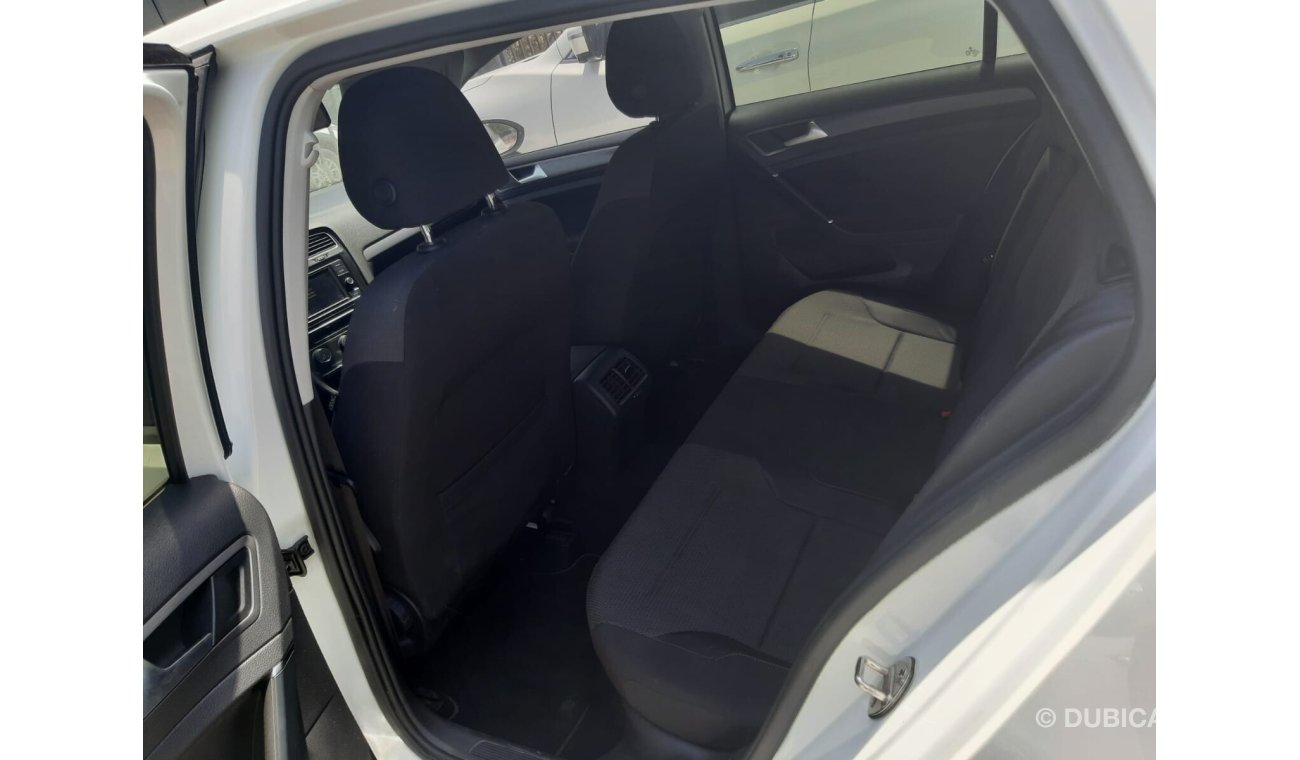 Volkswagen Golf TSI 1.2 4 Cylinder