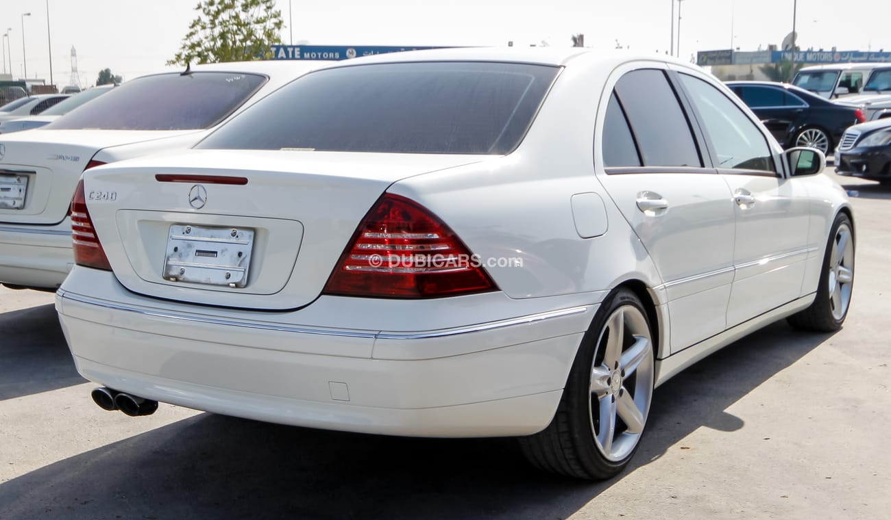 Mercedes-Benz C200 With C240 Badge