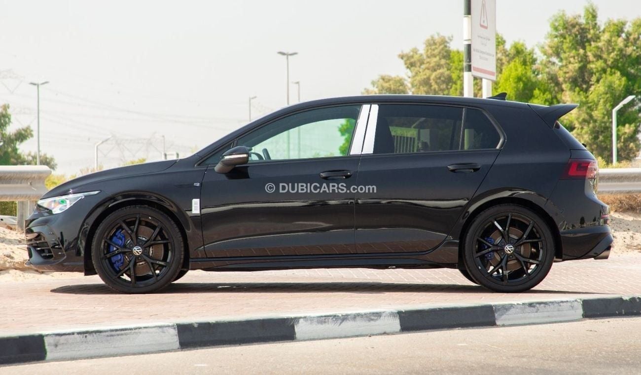 فولكس واجن جولف ار Base 2.0T AWD Hatchback 2.0 Turbocharged 4Cyl. /2023/Germany. Local Registration +10%