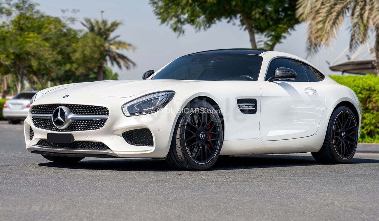 Mercedes-Benz AMG GT S COUPE: WITH V8 POWER, LOW MILEAGE