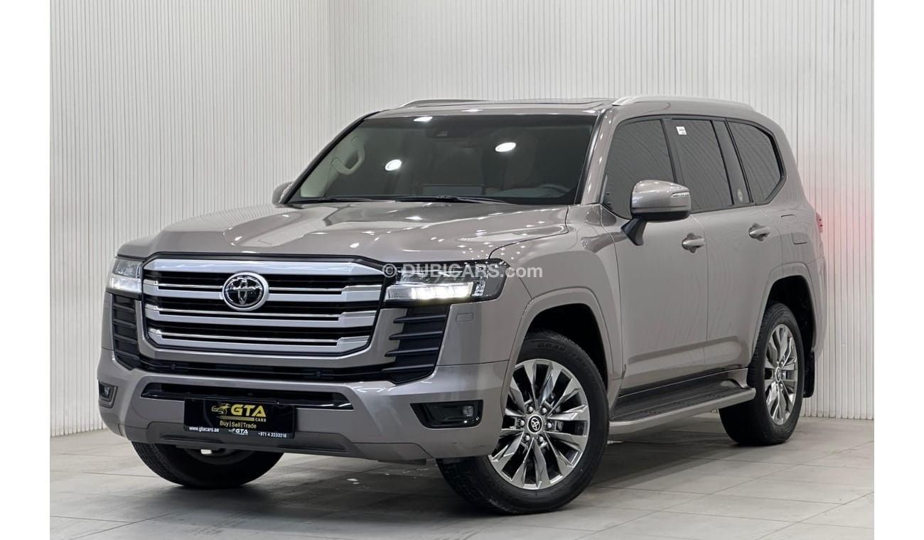 تويوتا لاند كروزر 2024 Toyota Land Cruiser GXR V6, April 2028 Toyota Warranty + Service Pack, Low Kms, GCC