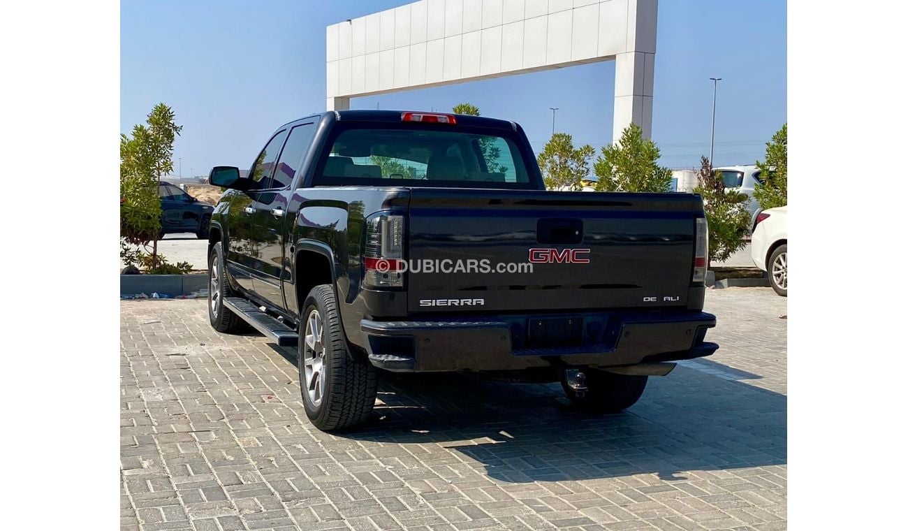 GMC Sierra 5.3L V8 SLT Crew Cab (AWD)