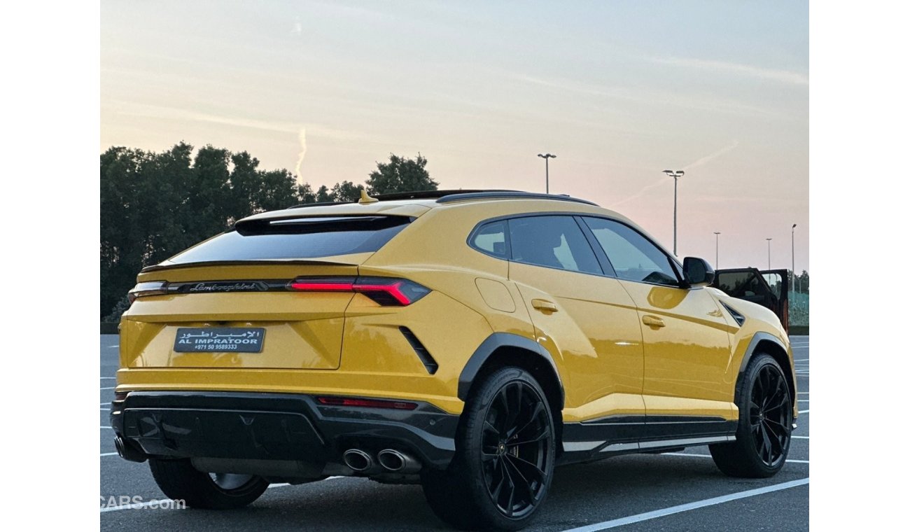 Lamborghini Urus Std Lamborghini Uris 2019 GCC full carbon fibre highest specification 57,000KM  360 camera Car play 