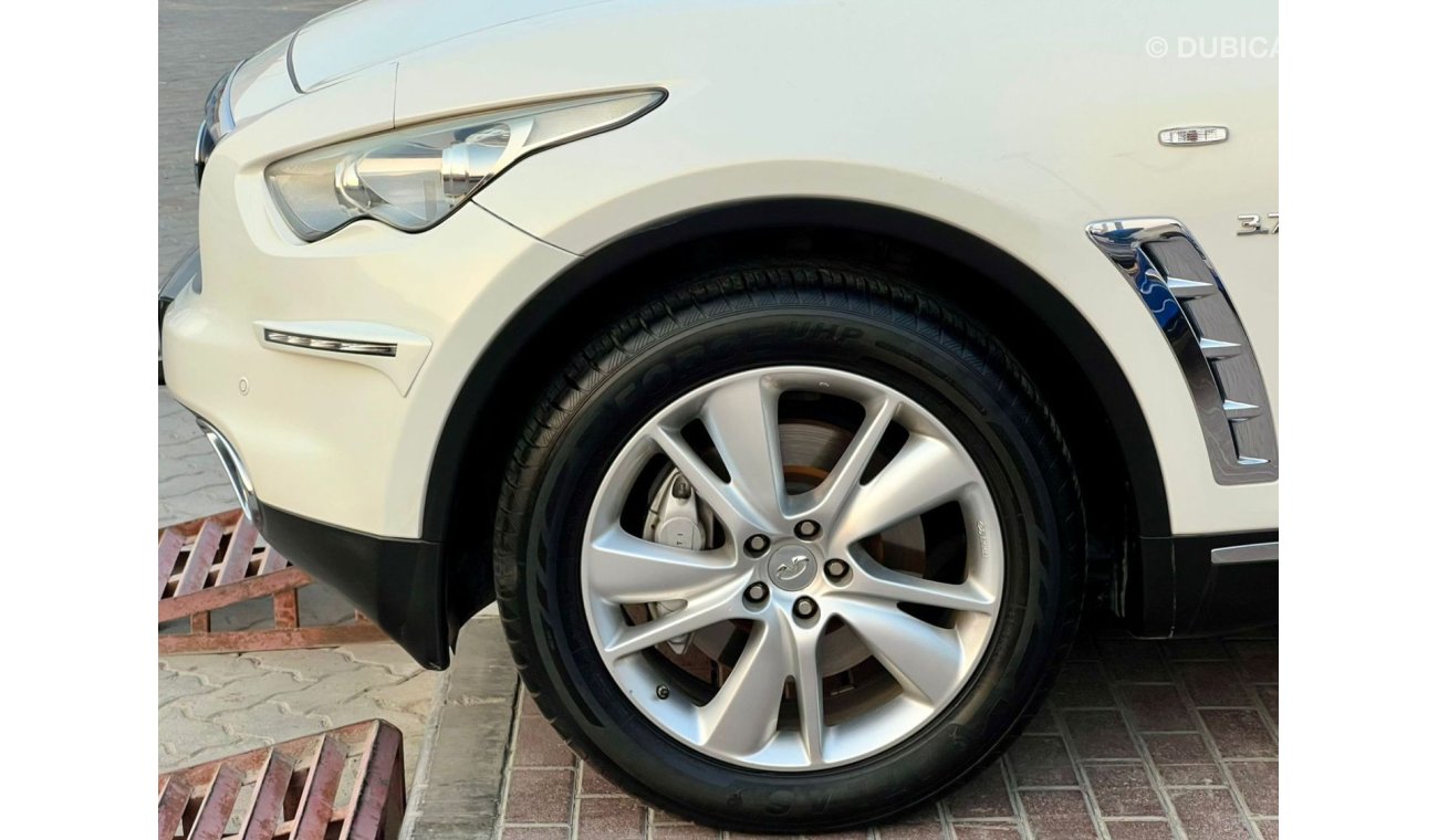 إنفينيتي QX70