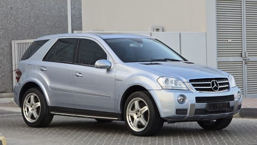 مرسيدس بنز ML 63 AMG MERCEDES ML-36 AMG GCC 2008 PERFECT CONDITION INSIDE OUT SIDE