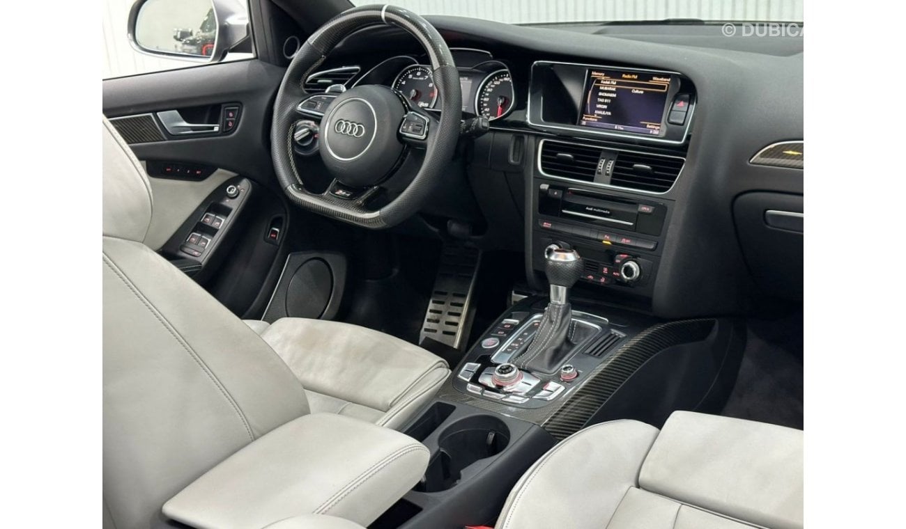 أودي RS4 2015 Audi RS4(Full Option), GCC