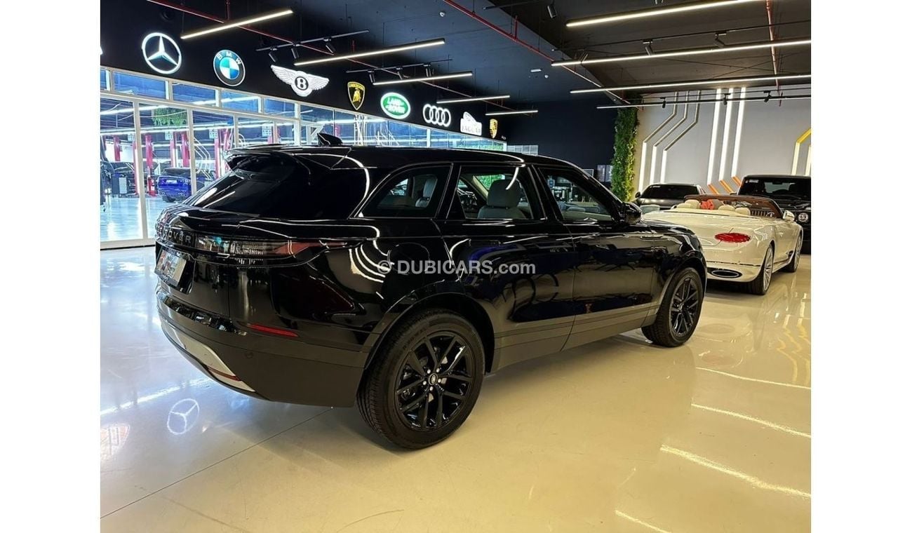 لاند روفر رينج روفر فيلار 2025 Range Rover Velar P250 DYNAMIC SE((5 YEARS WARRANTY AND SERVICE COTRACT))