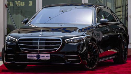 مرسيدس بنز S 500 Mercedes-Benz S 500 -2022 black/red