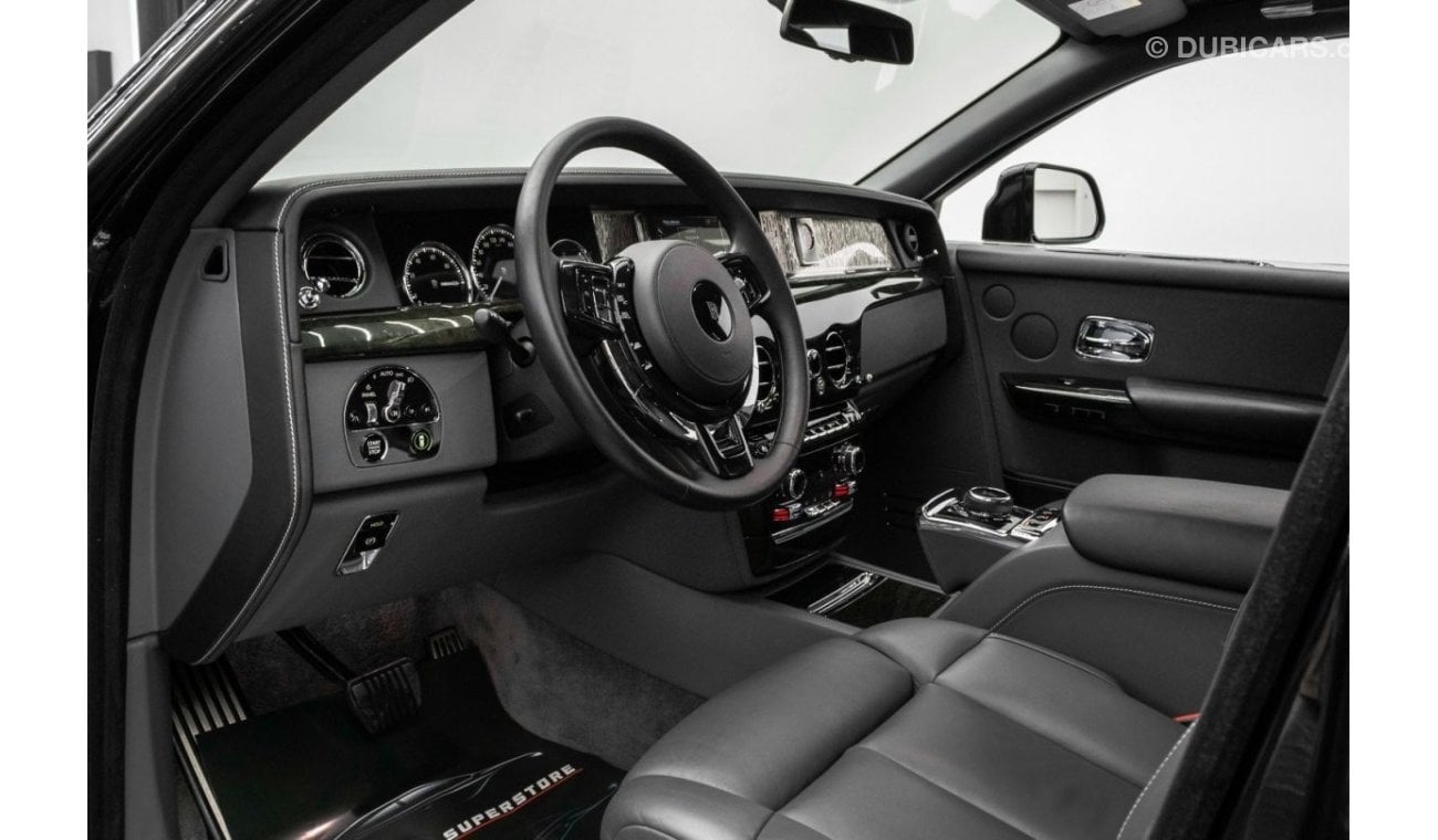 Rolls-Royce Phantom 2018 - ROLLS ROYCE PHANTOM - REAR ENTERTAINMENT - STARLIGHT - IMMACULATE CAR