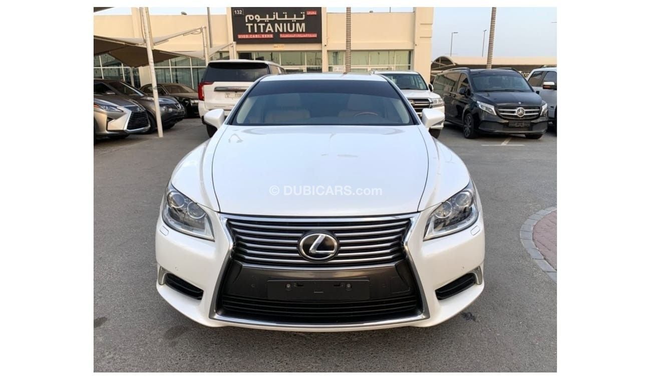 Lexus LS460